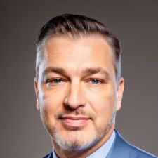 Mark Cisnerosa